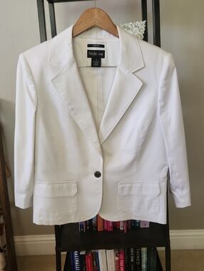 Style & Co. White Single-Button Notch Lapel Blazer